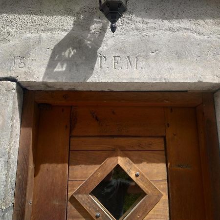 Appartement Dans Ferme Renovee Au Coeur Du Grand Massif Sixt-Fer-a-Cheval Exterior photo